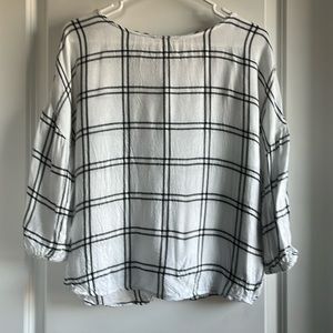 Francesca’s white and black blouse, size XS
